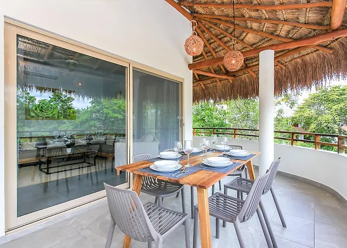 Complex With An Alluring Pool & Tropical Vibes By Stella Rentals! Apartamento Tulum